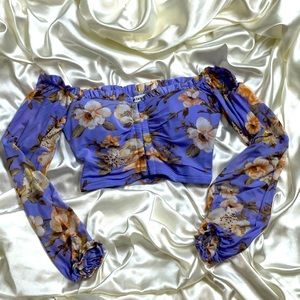 Classy long crop top with floral prints